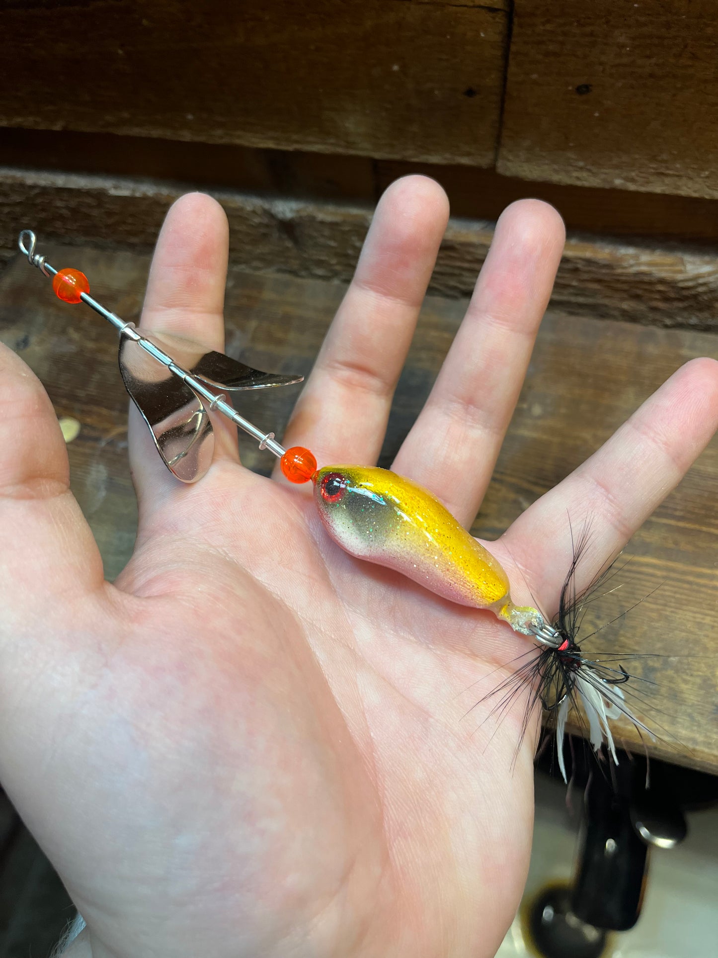 Inline buzzbait