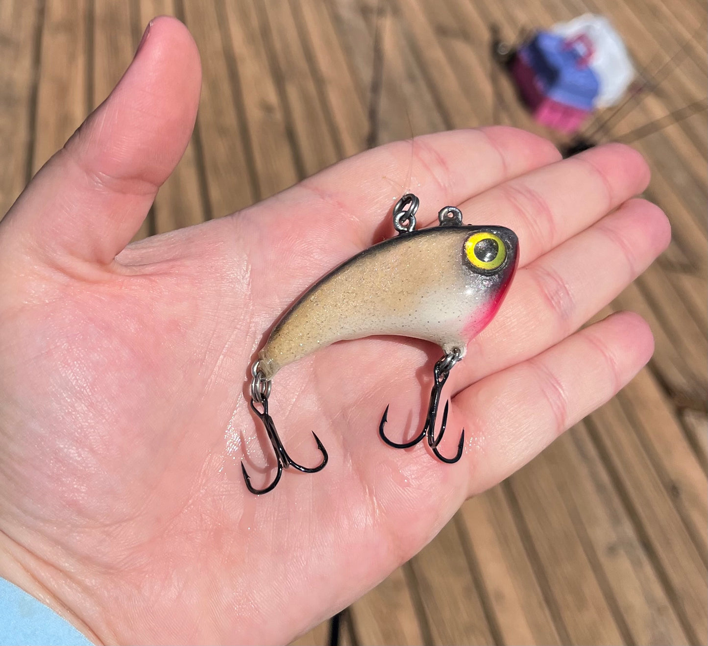 Dual Line-tie Silent Lipless Crankbait